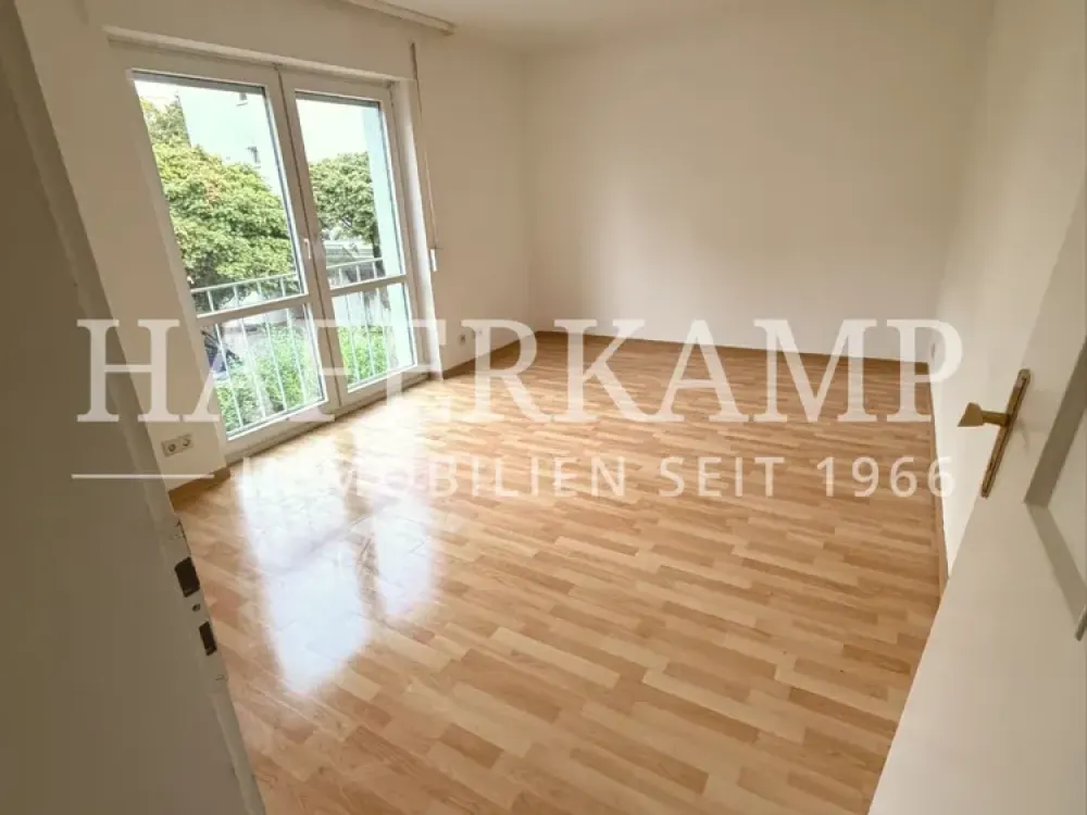 Drei Zimmer mit 55,48 m² und zentraler Heizung in Stuttgart