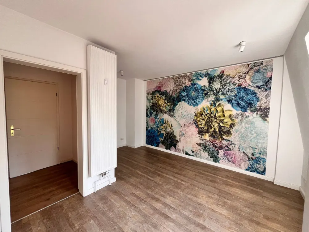 Charmante, helle Zwei-Zimmer-Wohnung mit großzügiger Wohnküche und wunderschönem Balkon in Gohlis