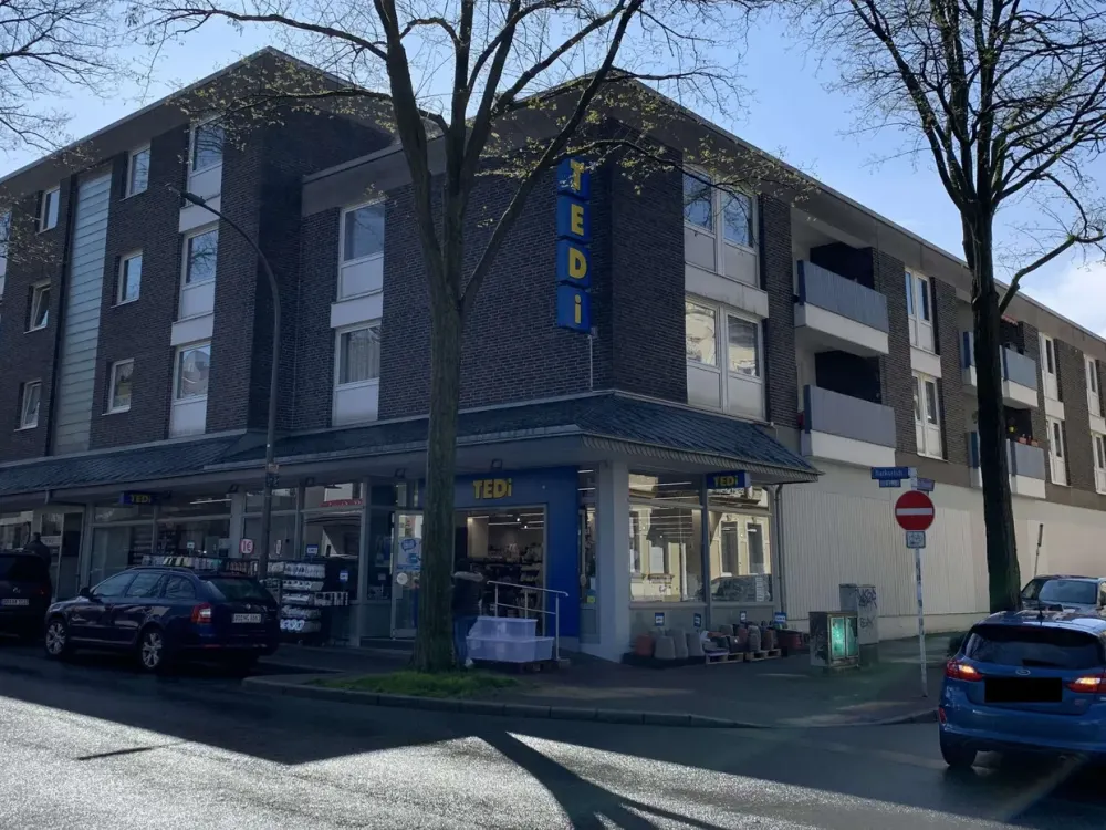 *Achtung Raumwunder zu vermieten!* 2 Zi.Whg. mit Balkon!