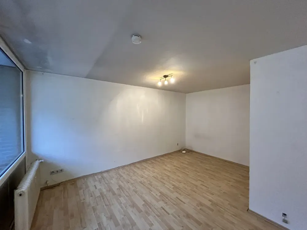 *Achtung Raumwunder zu vermieten!* 2 Zi.Whg. mit Balkon!