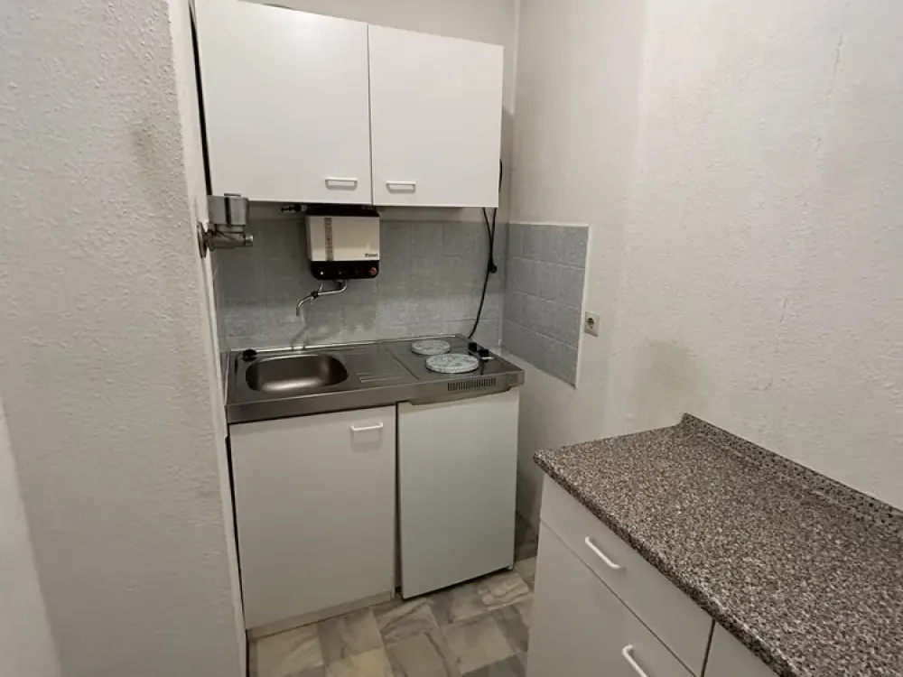 *Achtung Raumwunder zu vermieten!* 2 Zi.Whg. mit Balkon!