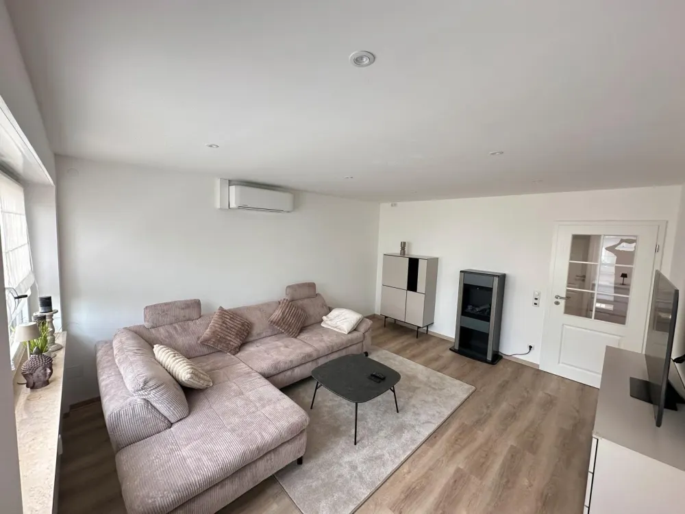 Hochwertig sanierte 2-ZKB mit Balkon, Klima, Aufzug in Gostenhof