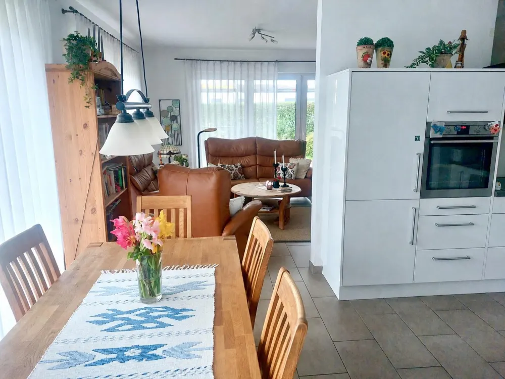 3-Zimmer-Erdgeschosswohnung mit Garten & Tiefgaragenstellplatz