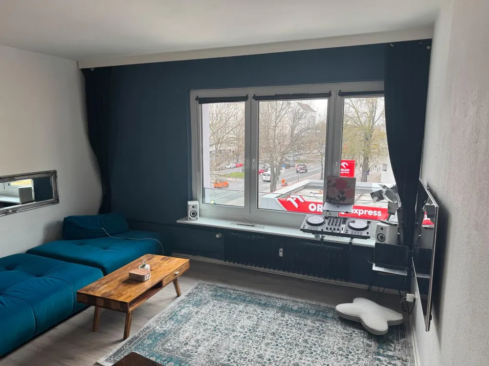 A bright fully furnished Apartment