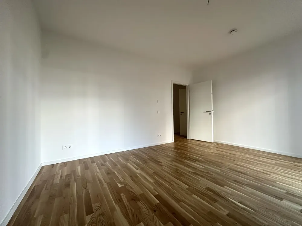 **Erstbezug** Schöne 3-Raum-Wohnung mit Terrasse in Dresden-Friedrichstadt