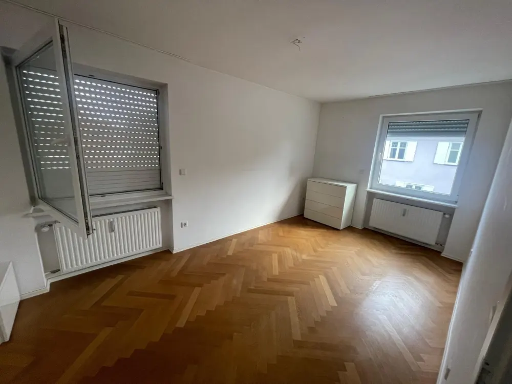 2-Zimmer-Wohnung in Dachau-Zentrum - hochwertig ausgestattet, von