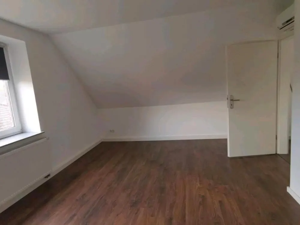3-Zimmer-Mietwohnung im ZFH in Burgwedel - Thönse