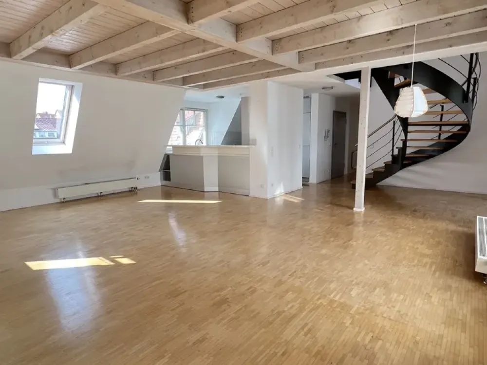 Schöne 4-Zi. Maisonette-Wohnung in Sindelfingen