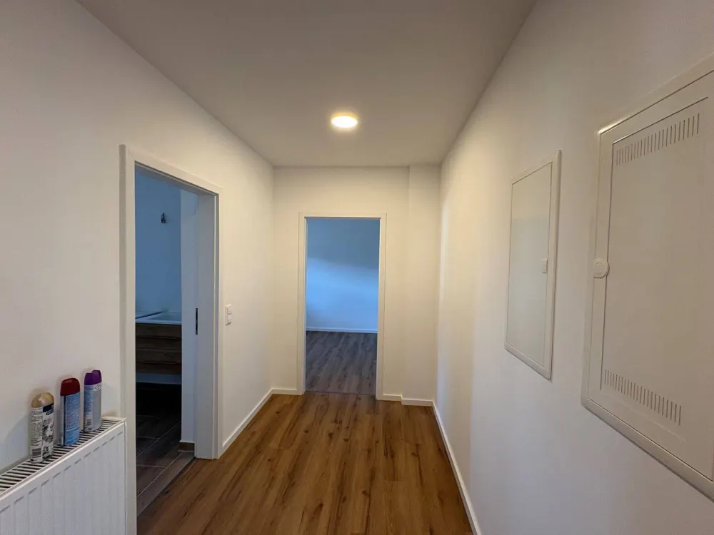 * modernisierte und schöne 4 Raumwohnung in beliebter Lage *