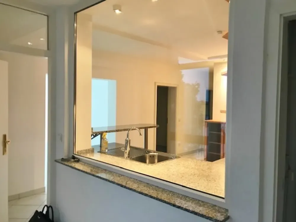 Herrliche Terrassenwohnung: 3-Zimmer + Hauswirtschaftsraum!