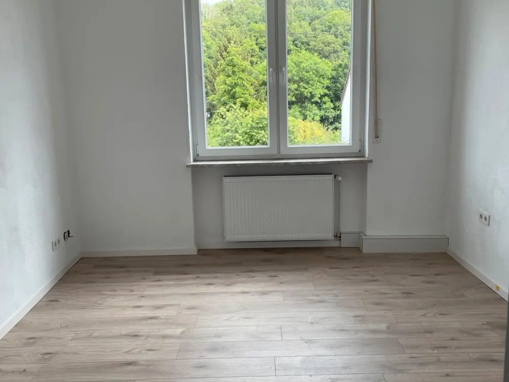 Helle 2,5-Zimmer-Wohnung im 1. Obergeschoss