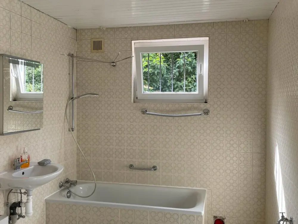 Helle 2,5-Zimmer-Wohnung im 1. Obergeschoss