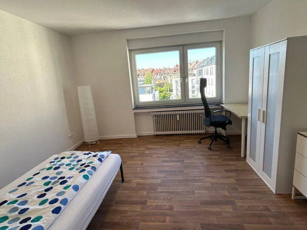 Vollmöblierte 4er WG in City-Nähe (direkt am Entenfang)