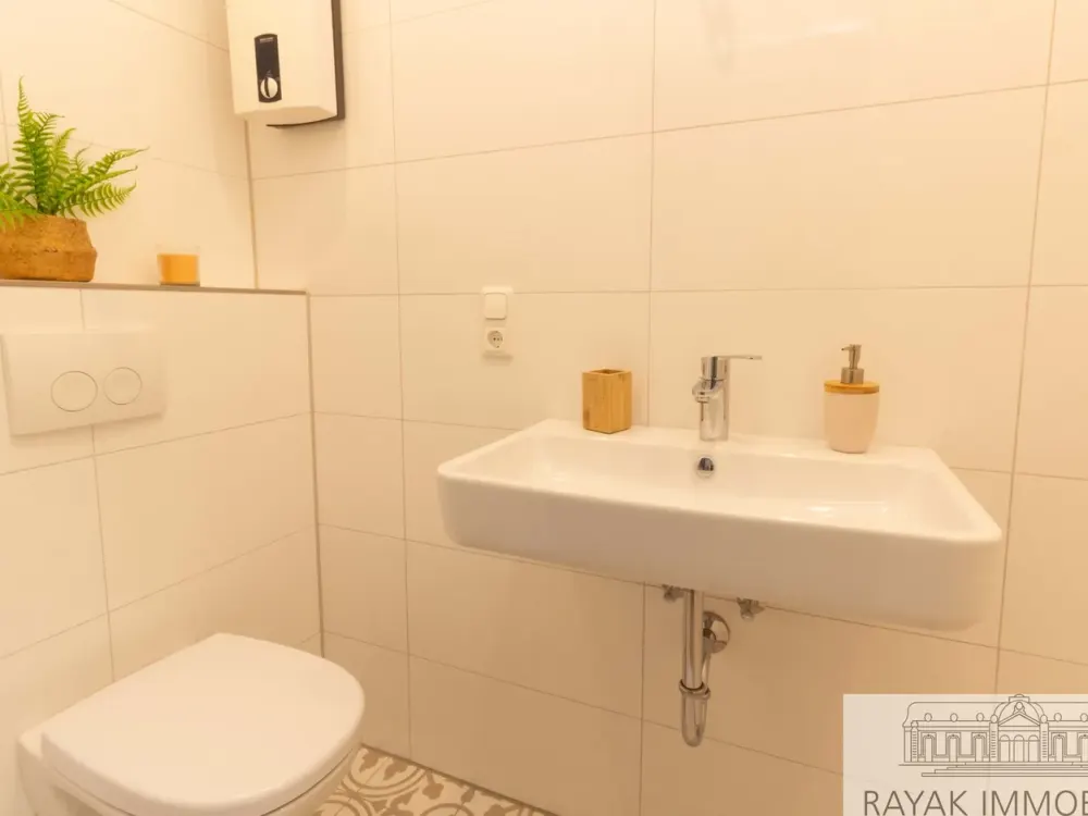 Schöne Altbau-Maisonettewohnung im Herzen von Oberbilk mit 23,47 qm Nutzfläche im Dachstudio zur Mie