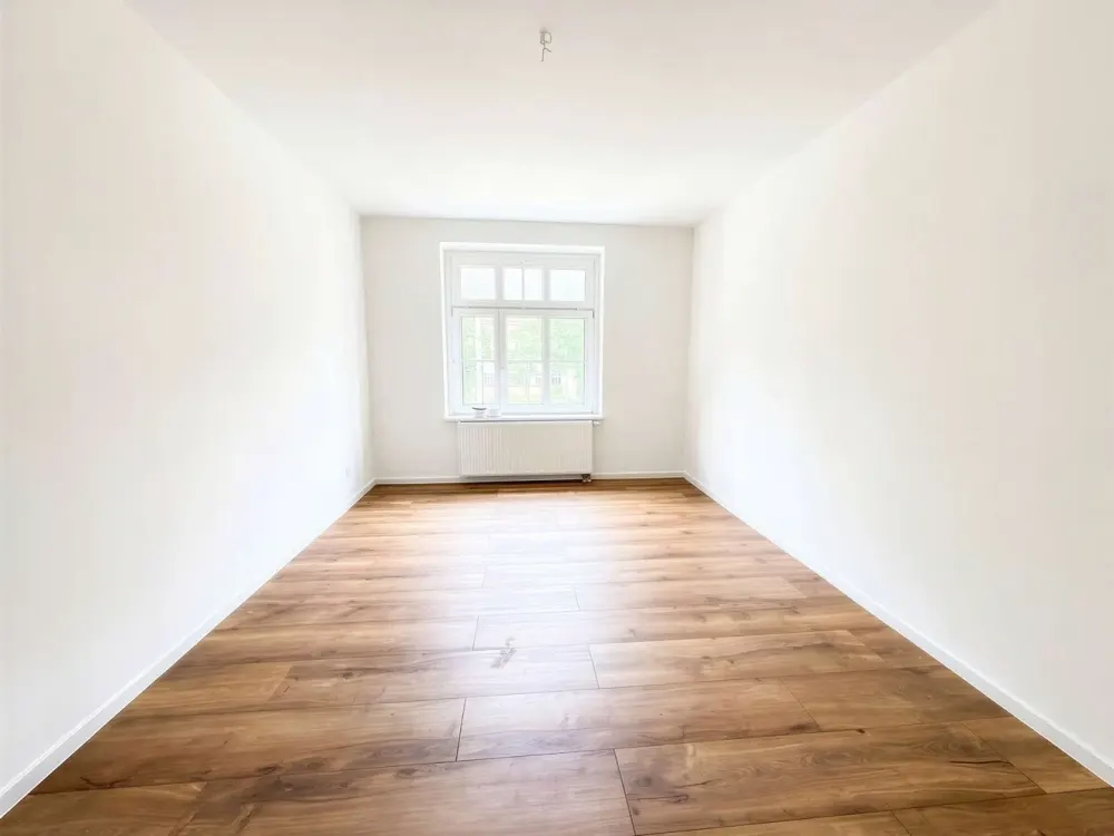 High-quality modernized including fitted kitchen!
