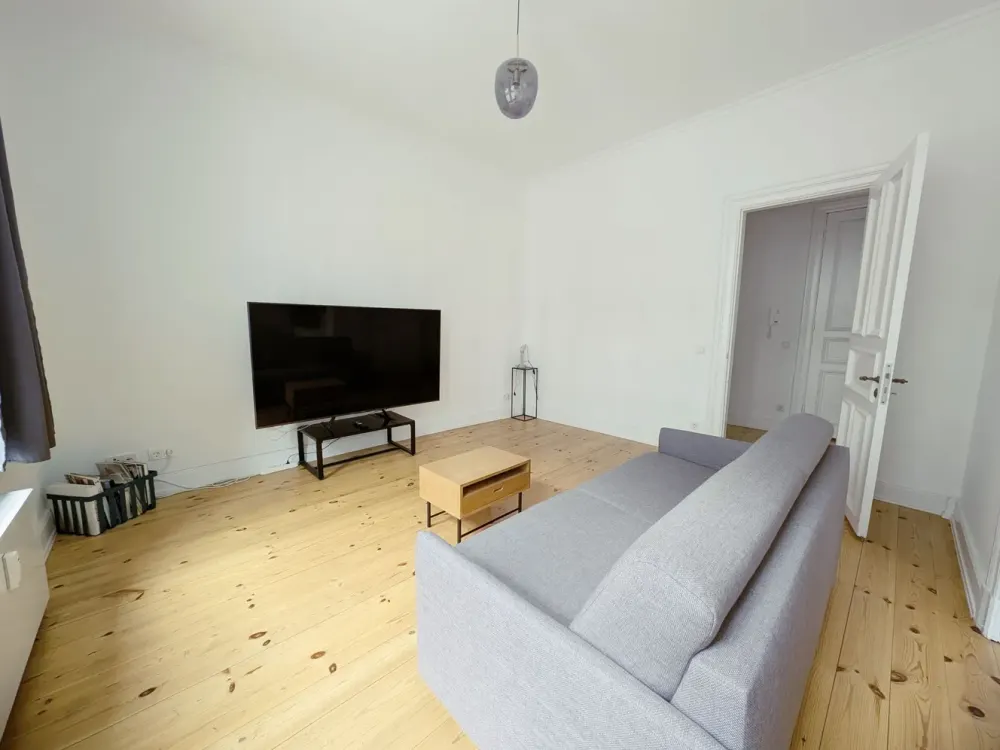 Großzügige modernisierte 4-Zimmer-Altbauwohnung in Hamburgs Neustadt