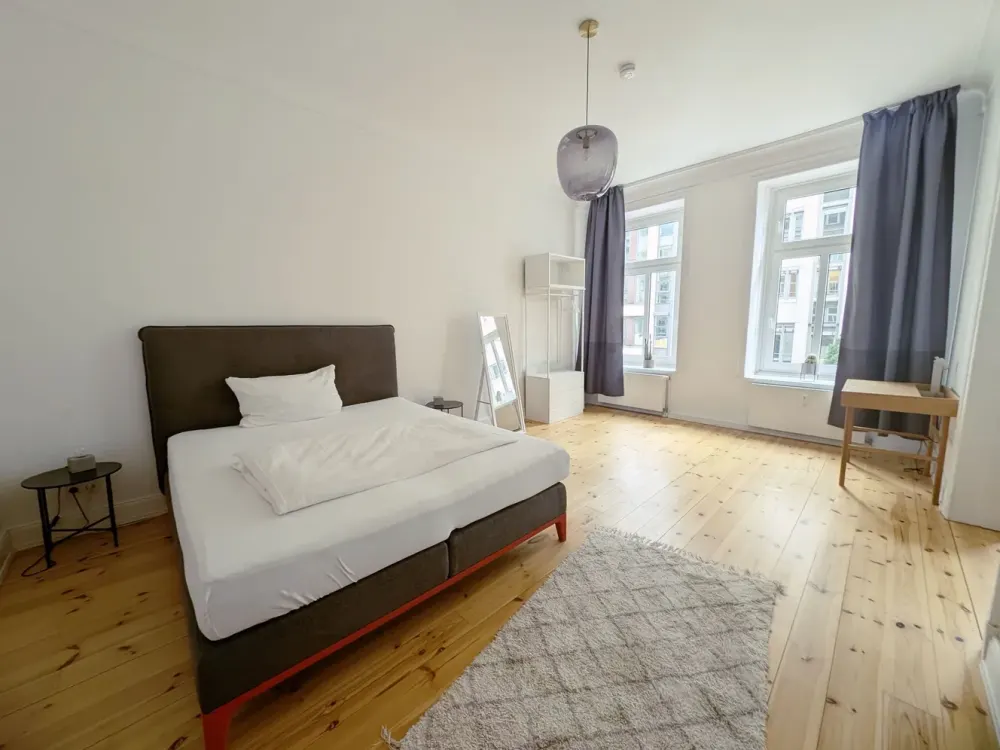 Großzügige modernisierte 4-Zimmer-Altbauwohnung in Hamburgs Neustadt