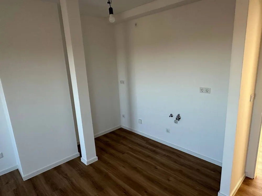 Eutritzsch - komplett neu sanierte & moderne Dachgeschoßwohnung mit Loggia in verkehrsgünstiger Lage