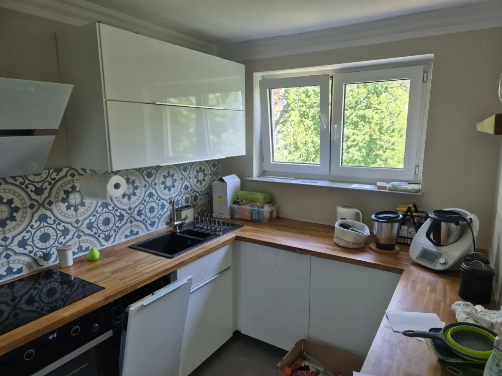 Moderne 3,5-Zimmer-Wohnung mit Balkon & EBK in F-Nordweststadt