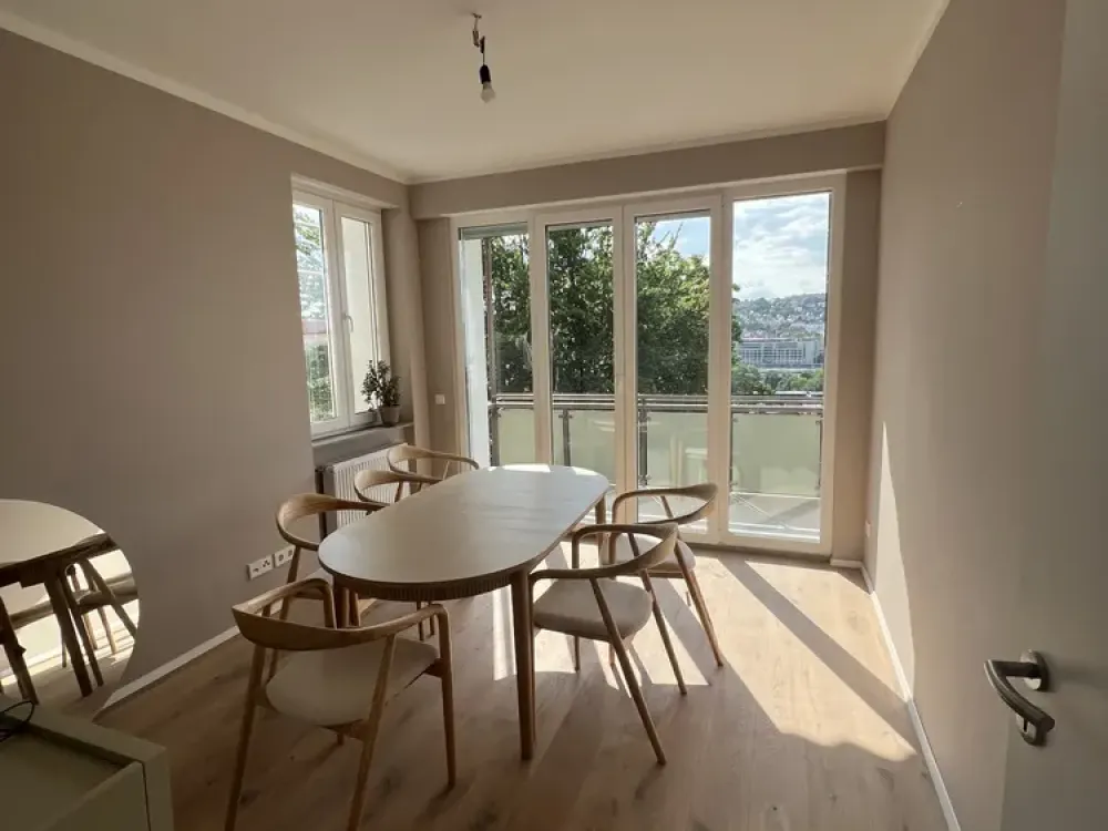 Traumwohnung in Halbhöhenlage mit Aussicht
