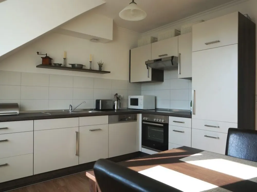 HH-Duvenstedt: 2-Zimmer-Dachgeschosswohnung für Senioren