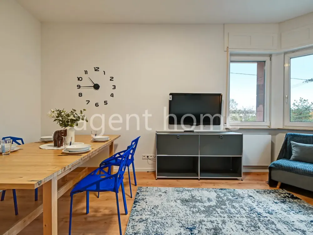 FURNISHED - OLD BUILDING CHARM - Cozy Apartment with Loggia