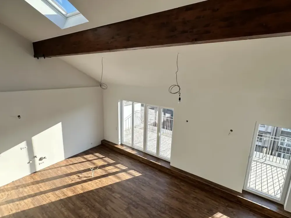 Ganz oben zu Hause, exklusives Penthouse mit urbanem Lebensgefühl - auch WG geeignet!