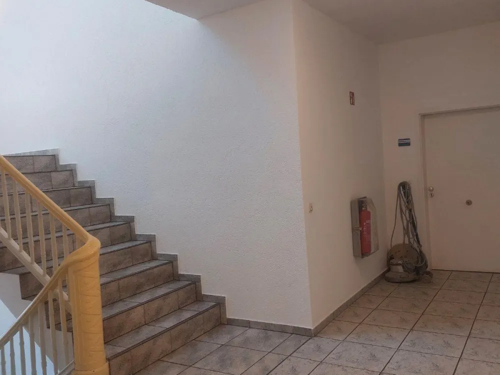 3 Raum mit 90 m² im 3.OG - Neuwerkstr. 45