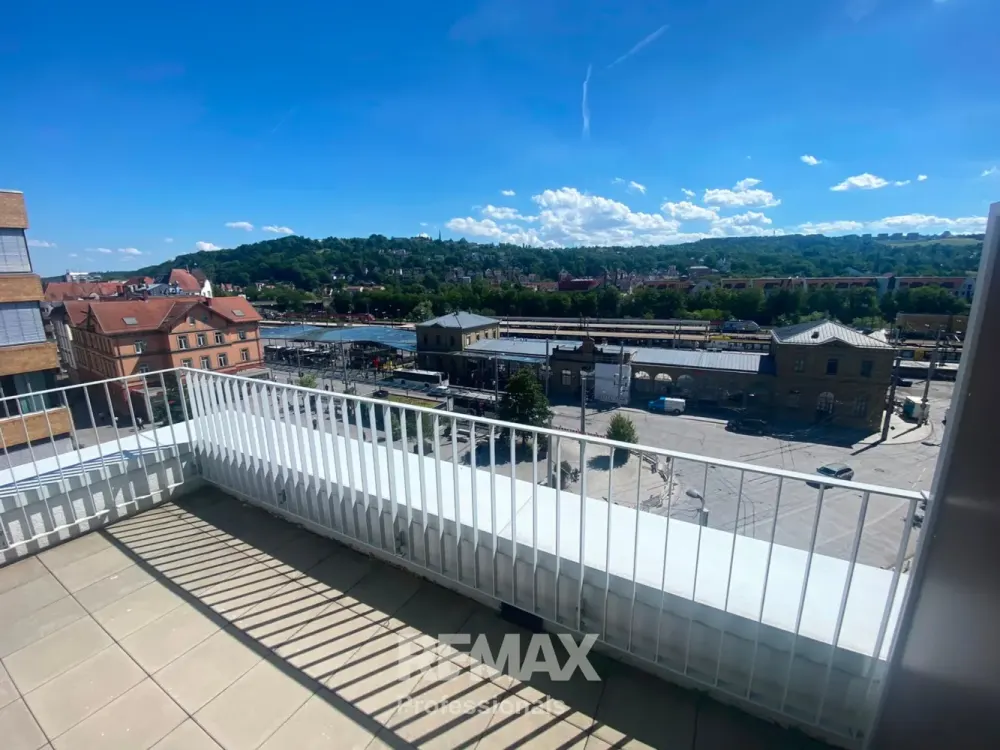 Neuwertige Penthousewohnung im Zentrum Esslingens mit einzigartiger Terrasse und Panoramaausblick