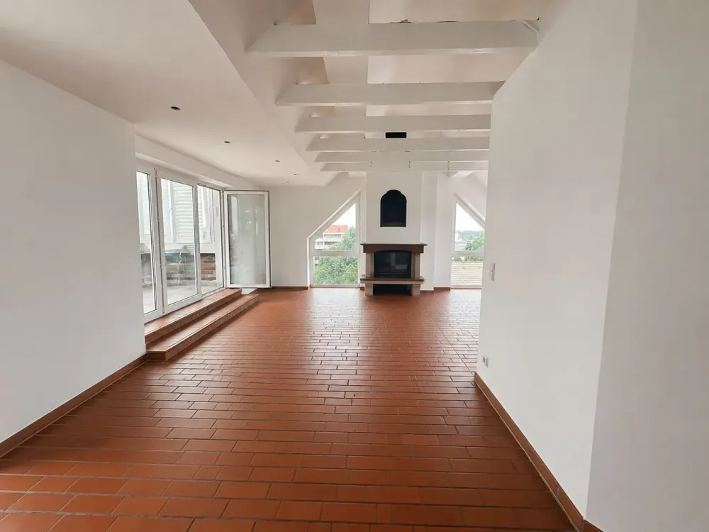 15 Minuten zum HBF-Köln, einzigartige Maisonettwohnung mit Dachterrasse und Wintergarten