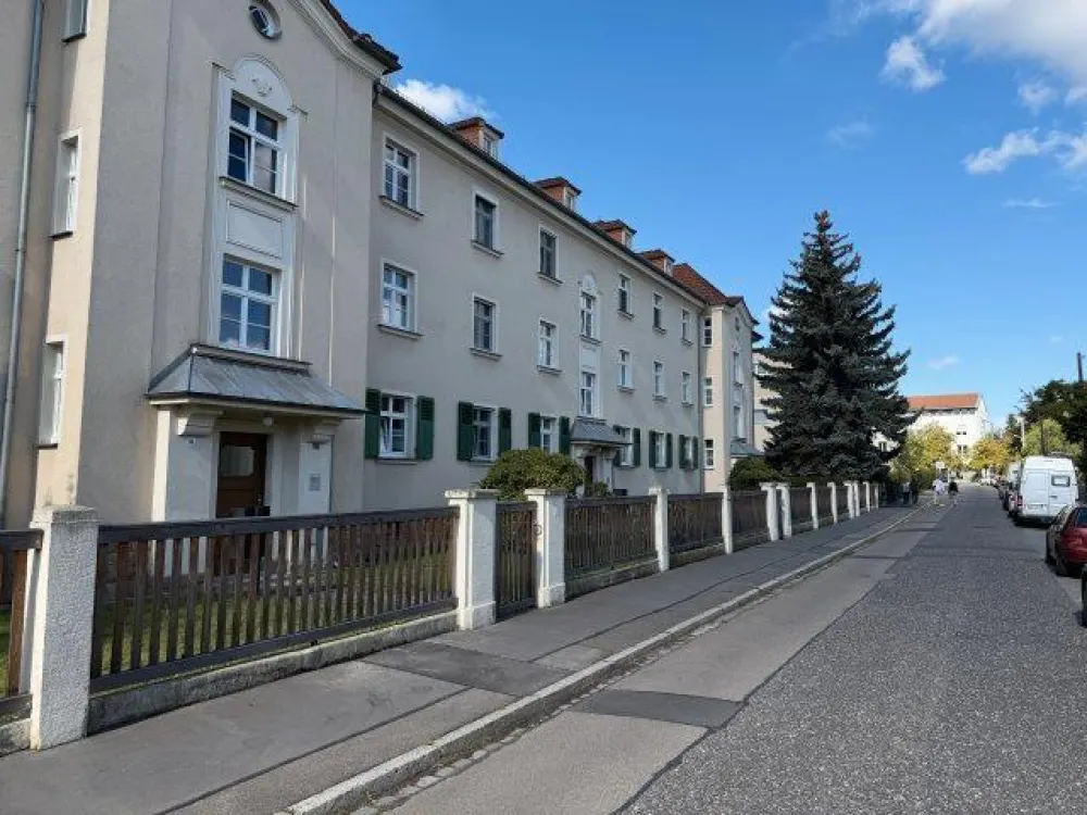 Frisch sanierte 3-R-W mit Loggia - NEUER TERMIN SONNTAG 17-18 UHR