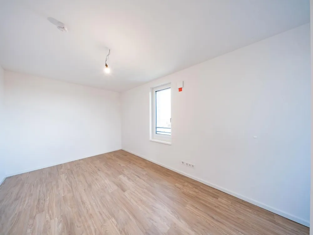 Helle 2-Zimmer-Wohnung mit Balkon, barrierefreie Objektgestaltung - provisionsfrei