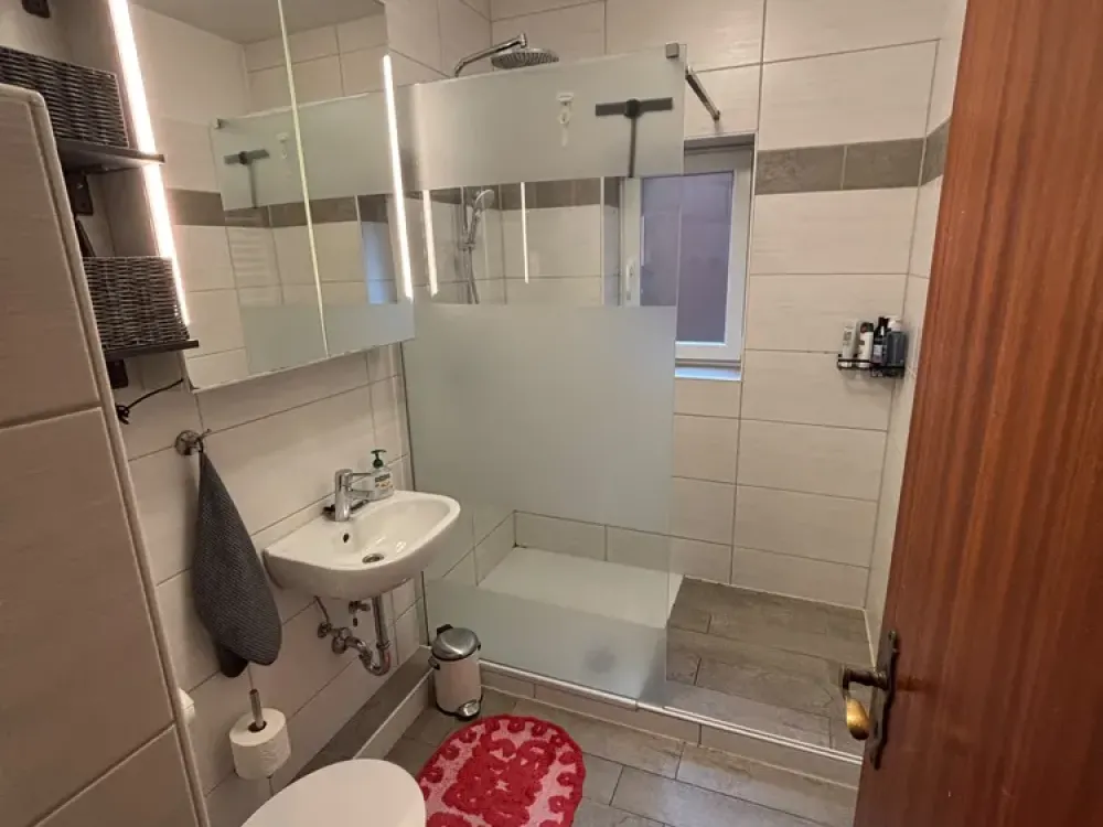 Erdgeschoßwohnung in ruhiger familiärer Atmosphäre in Duisburg-Friemersheim