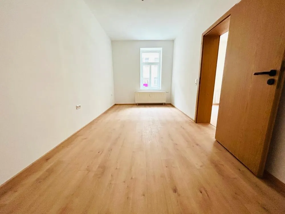frisch sanierte zentrumsnahe 2-Zimmer-Wohnung mit Balkon in Leipzig / Südvorstadt
