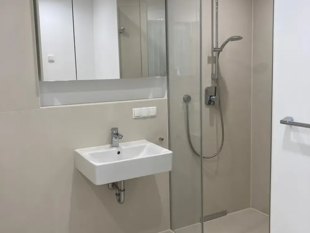 Schicke 3-Zimmer-Wohnung mit EBK und Balkon in Bestlage