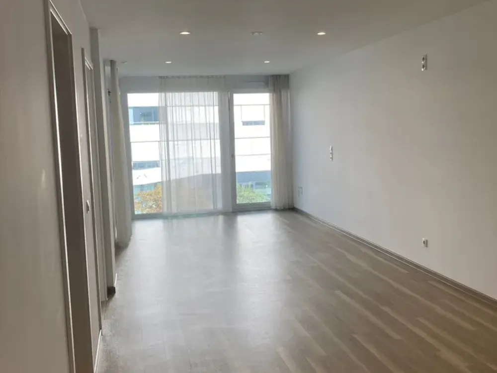 Schicke 3-Zimmer-Wohnung mit EBK und Balkon in Bestlage