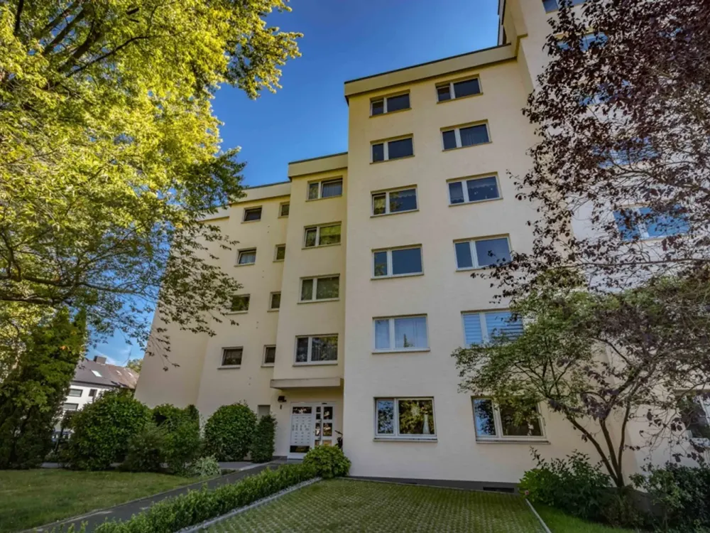 Renovierte 3-Zimmer Wohnung in zentraler Lage Refraths!