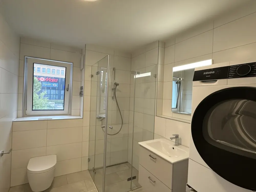 Nachmieter gesucht, schöne 2-Zimmer-Wohnung mit Balkon, Einbauküche & Garagenstellplatz
