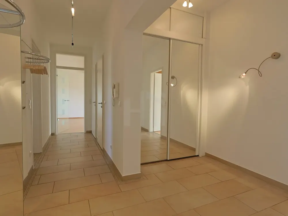 HTI | Komfortable 4 Zimmer Wohnung in Seniorenresidenz
