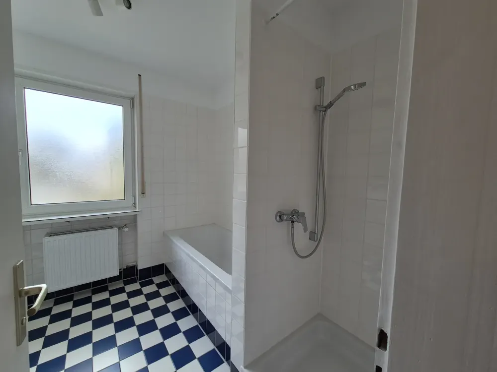 Helle renovierte 2-Zimmer-Wohnung in Nürnberg Mögeldorf