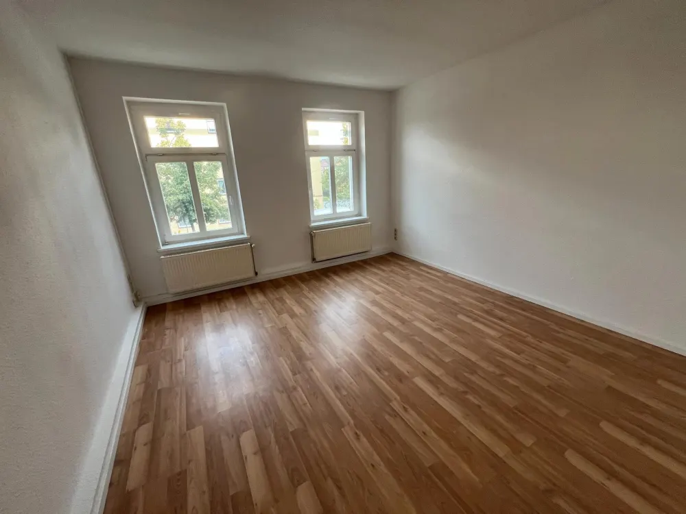 Sanierte 2-Raum mit Laminat in Markkleeberg
