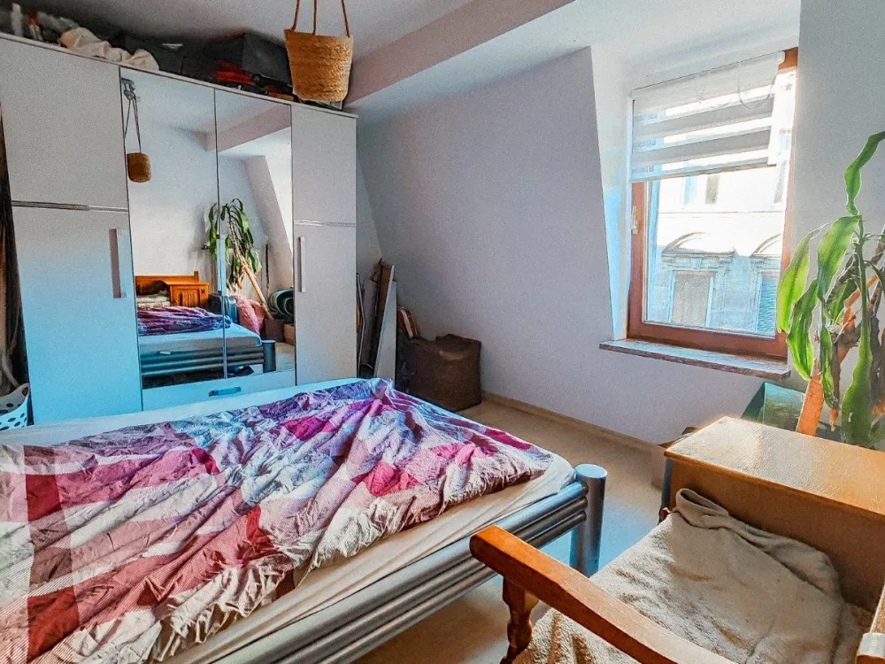 Helle, schöne 2-Zi-Whg., 62qm, mit großem Balkon in top Lage!
