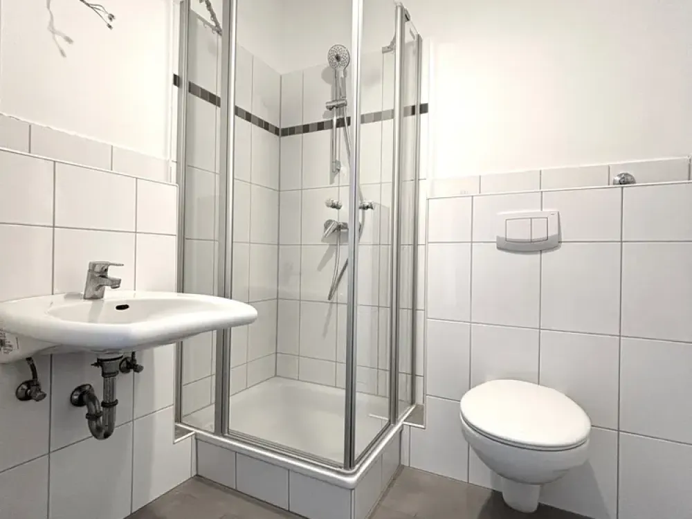 Bezugsfertige 3-Zimmer Wohnung in bald frisch modernisiertem Gebäude!
