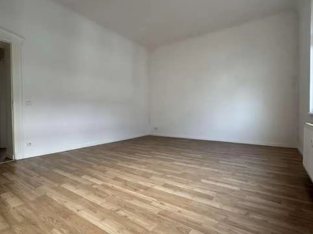 2 Zimmer Altbauwohnung mit hohen Decken in Krefeld