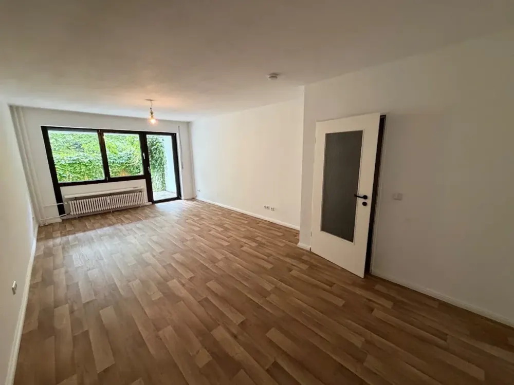 Lankwitz - Zweizimmerwohnung im EG mit Terrasse