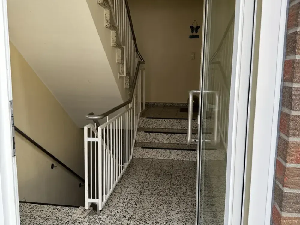 Living with Character: 3-Room Apartment with Balcony in Lehrte