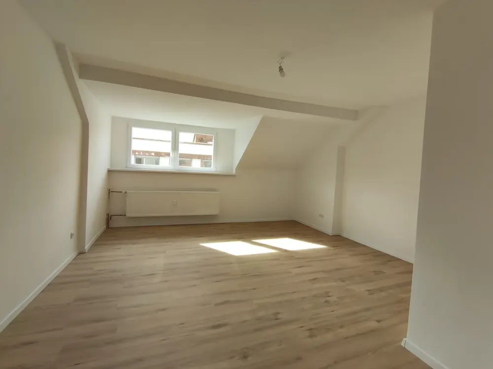 Großzügig geschnittene 4-Zimmer Dachgeschosswohnung in der Innenstadt von Lünen