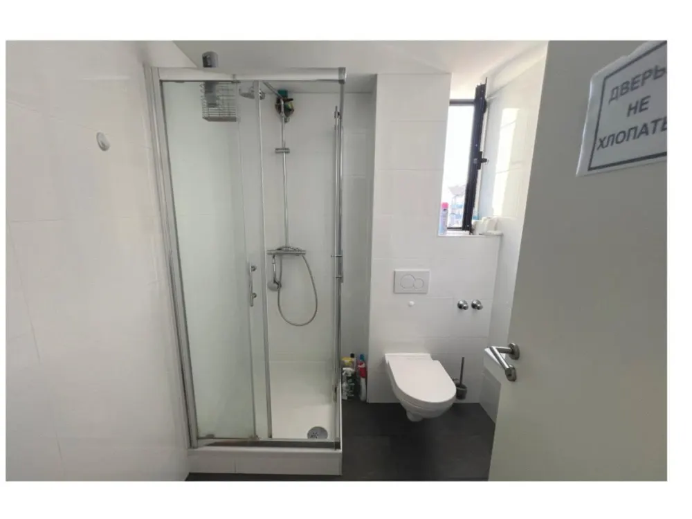 Helle 4 Zimmer Wohnung in Karlsdorf-Neuthard