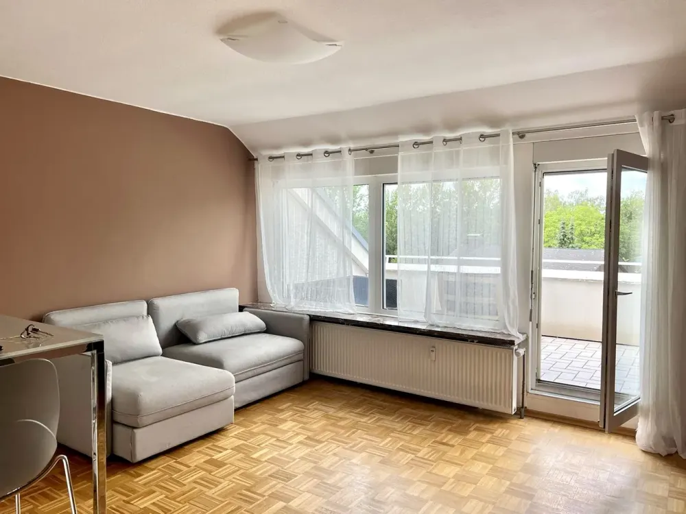 Teilmöblierte Dachgeschosswohnung mit Loggia in guter Lage von Dortmund-Kirchhörde