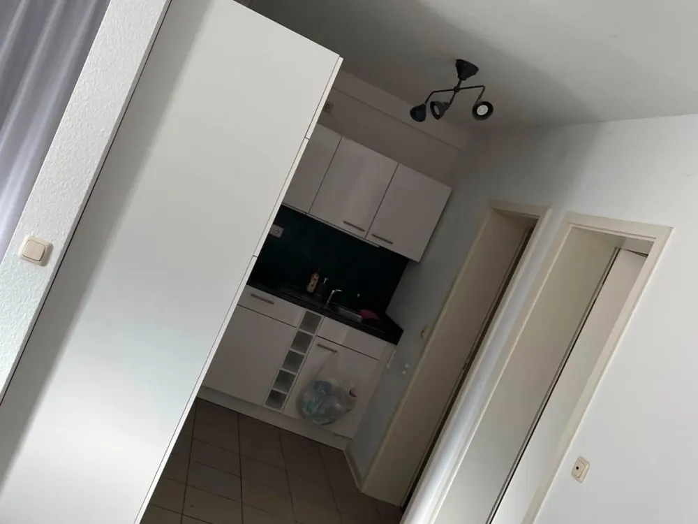 Große 1 Zimmer Wohnung zu vermieten